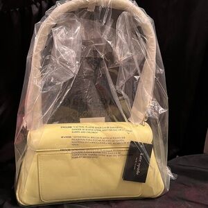 Kate Spade Grace in Pear new with tags